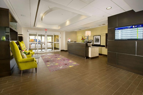 Hampton Inn & Suites - Buffalo Airport Main image
